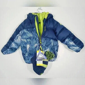 SNOZU PUFFER HOODED JACKET.